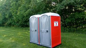 Best Standard Portable Toilet Rental  in Alderwood Manor, WA